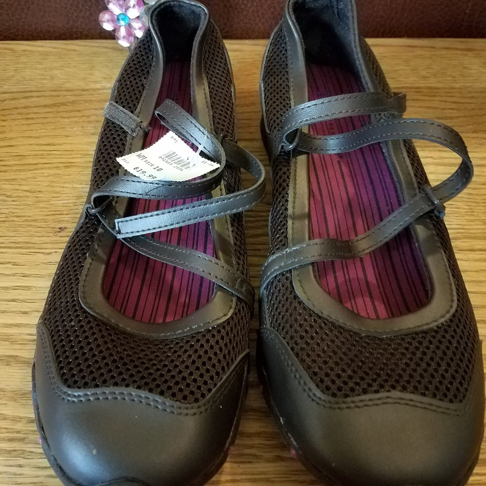 Cross Trekkers Slip On Women Brown Size 10
